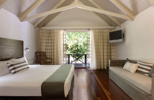 Hamilton Island Hotel | Palm Bungalows