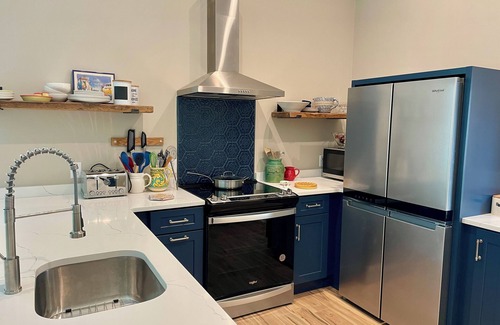 The Point Cottage | Palm Cottage, brand new 2 bedroom 2 bathroom in enchanting Beaufort