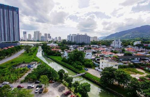 Seri Tanjung Pinang Apartment | Palm Court