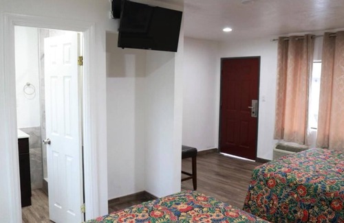 Montclair Hotel | Palm Inn Motel Montclair - Pomona
