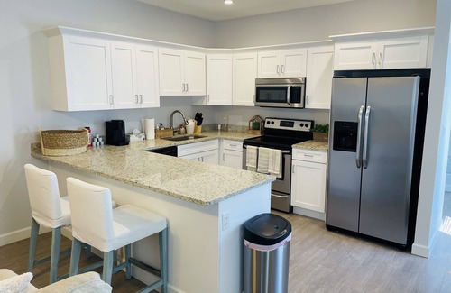 Southwest Apartment | Palm Paradise Retreat; Minutes from Palm Beach