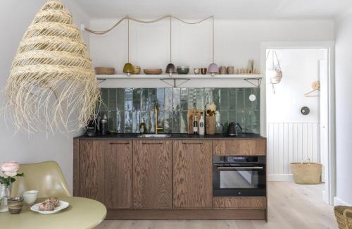 Bergen Apartment | Palm Tree