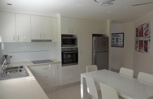 Rainbow Beach House | Palmgrove 1 Rainbow Beach