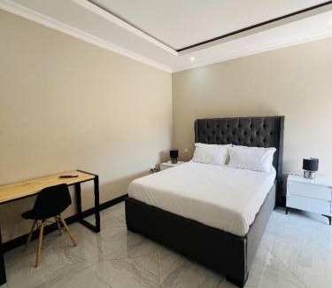 Lilongwe Cabin | Palms & Pebbles Lodge