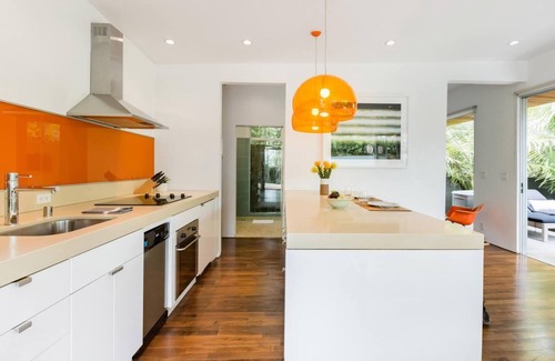 Sunset Park House | Palms Place— Solar-Powered Luxury Guesthouse
