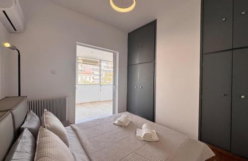 Pasalimani Apartment | Pame Rentals - Terrace Dreams with Pasalimani View