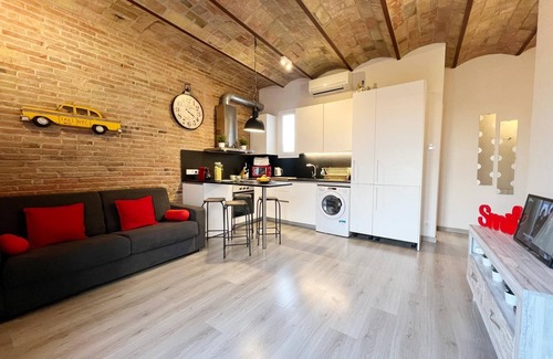 La Vila Olimpica del Poblenou Apartment | Pamplona Playa Apartment