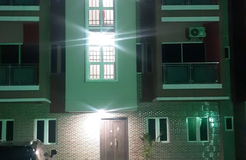 Ojodu Apartment | Panama Apartments."use it like you own it"
