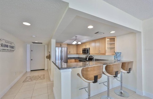 Redington Shores Condo | Panoramic Gulf and Intracoastal Views - work remotely steps to the beach