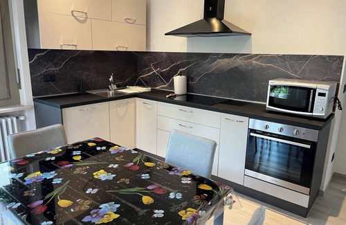 Agliano Terme Apartment | PANORAMIC HILLSIDE APARTMENT