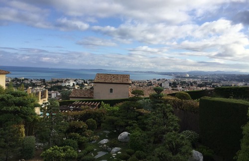 Cagnes-sur-Mer Villa | Panoramic sea view ,great location,very quiet ,private pool,large sea view