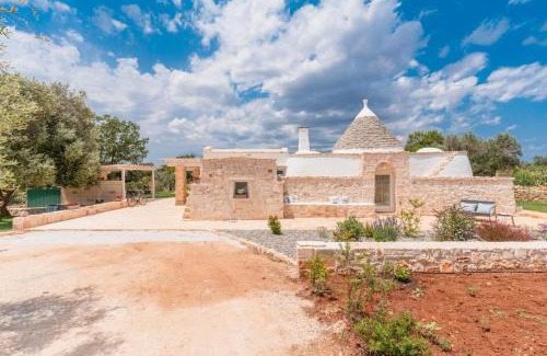 San Michele Salentino House | Panoramic Trullo Tramonto With Pool