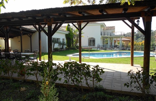 New Golden Mile Villa | Panoramic views. Set in grounds of 3/4 acre but only 10 mins from Puerto Banus.