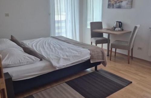 Seliste House | Pansion Danica