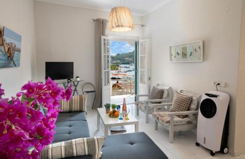 Gaios Apartment | Paola's Full Sea View House