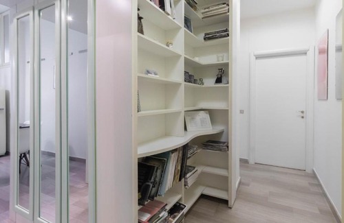 San Vittore Apartment | Papiniano 18