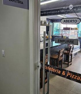Pioneiros Apartment | Para casais, prédio beira mar, em frente à Roda Gigante