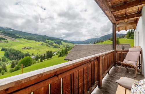 Pedraces Apartment | Paracia App La Vedla