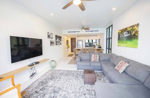Montego Bay Condo | Paradise Bay Great View Luxury 2BR Condo