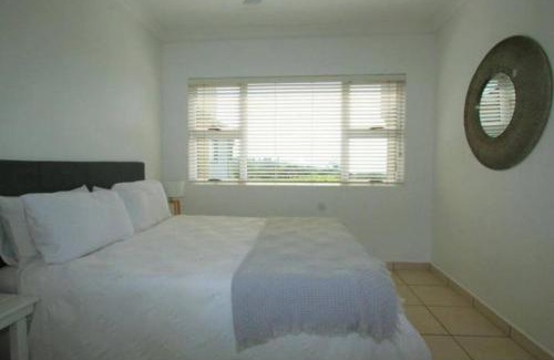 Paddock Apartment | Paradise By The Beach - 1 Mzimayi