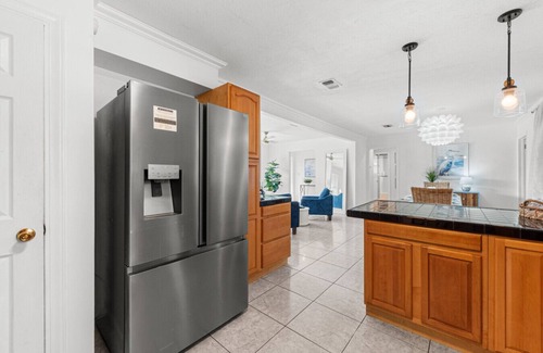 Dolphin's Cove House | Paradise Cove Retreat