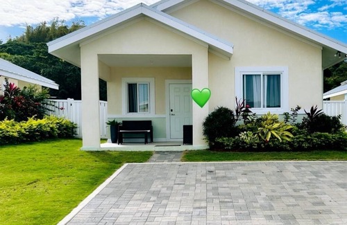 Lucea House | Paradise Oasis at Oceanpointe (btw Montego Bay and Negril)