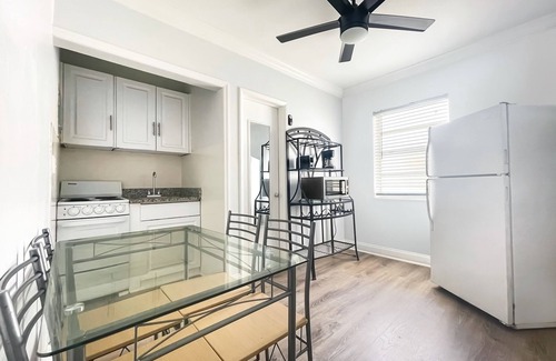 Hollywood Apartment | Paradise Oceanfront HBH