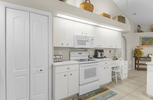 Charlotte Park House | Paradise Palms