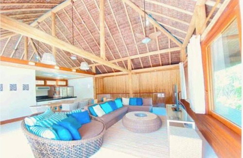 Castelo da Torre House | Paradisiacal house of 320m2 in the environmental reserve of strongly Beach divide 12x!