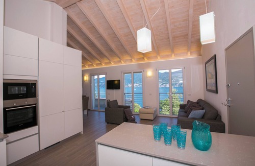 Menaggio Villa | Paradiso di Menaggio Penthouse