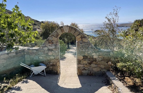Delfini House | 'paraside' Seaside Villa in Delfini Says Netflix