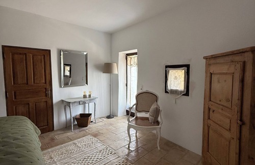 Viens Other | PARC NATIONAL LUBERON Bergerie 18th View 360° lavender heated pool overflow