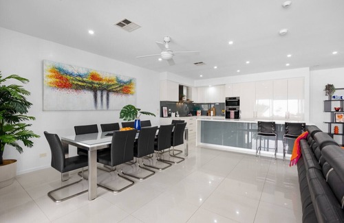 West Beach House | Parea on Cavendish - Beach Views!