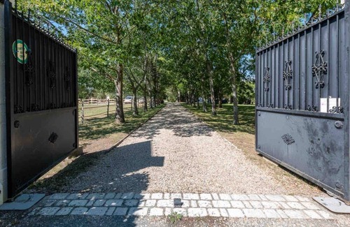 Conflans-sur-Loing House | Parenthèse 30 sleeps Piscine two Gîtes 15 sleeps