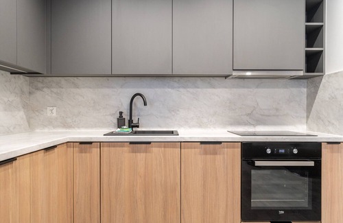 Katowice Apartment | Park Śląski Modern Studio