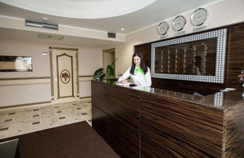 Sarny Hotel | Park Hotel Warshawskiy