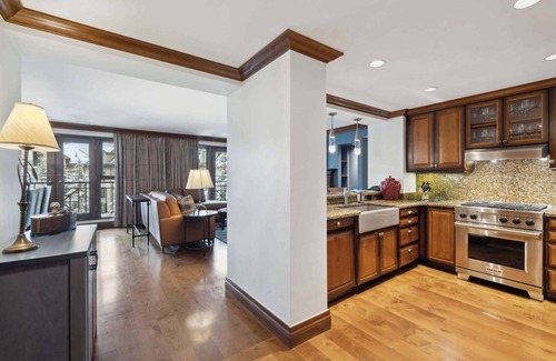 Beaver Creek Condo | Park Hyatt Residences - Beautiful Park Hyatt Hotel - Beaver Creek 2/3 Bedroom