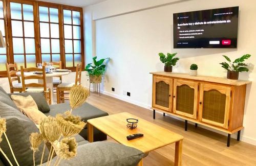 Santiago de Vigo Apartment | Parking gratis vigilado 24H Tranquilo Apartamento Centro de Vigo Vialia