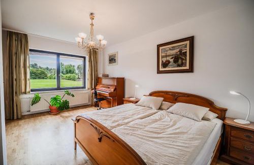 Ljubljana Apartment | Parkside Haven with 4 Bedrooms & free parking