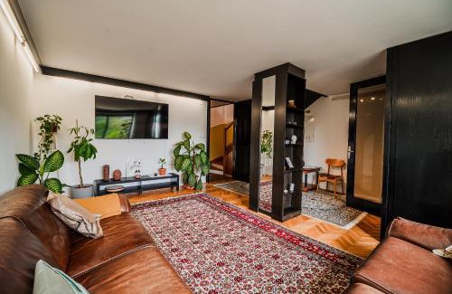 Ljubljana Apartment | Parkside Haven with 4 Bedrooms & free parking