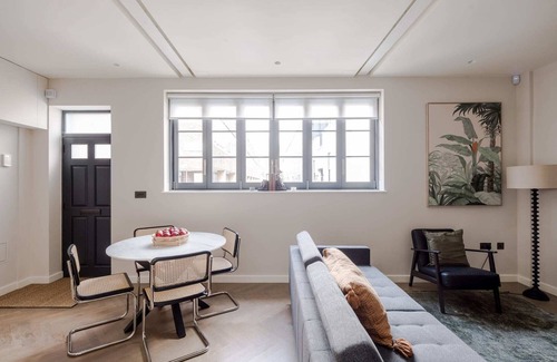 Bryanston and Dorset Square House | Parkside House - Regent's Park - by Frankie