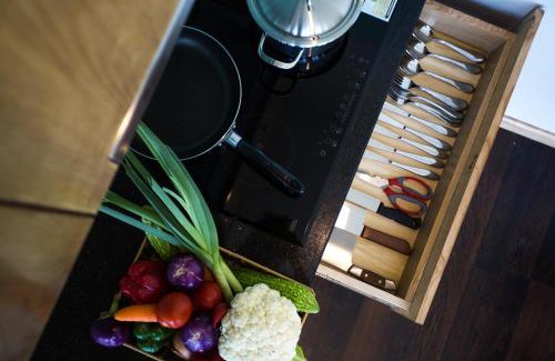 Hai Ba Trung Hotel | Parkside Sunline Hotel