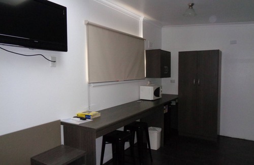 Queanbeyan Hotel | Parkway Motel