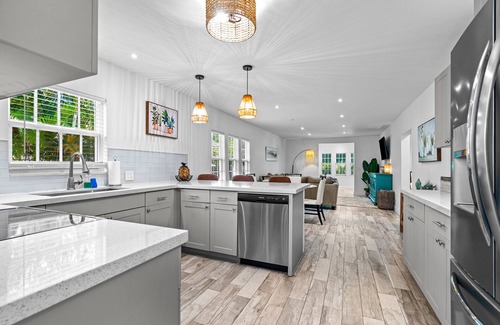 Parrot Cove House | Parrot Cove Paradise ♥ Modern Home, A+ Location!