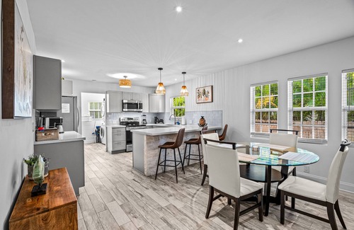 Parrot Cove House | Parrot Cove Paradise ♥ Modern Home, A+ Location!