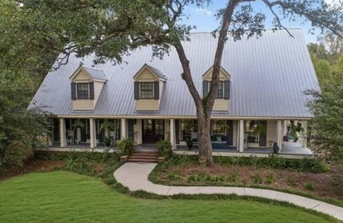 Madisonville House | Party in New Orleans, Rejuvenate in Madisonville! 528 Hwy 1085, Madisonville, LA