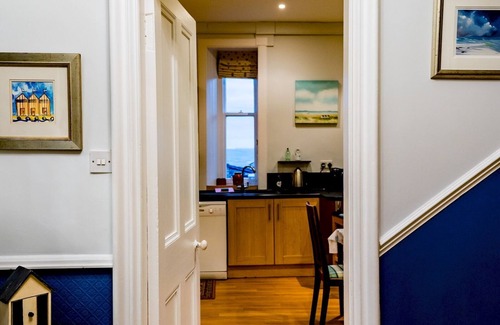Earlsferry House | Pass the Keys | Beaufort House looking onto Golf Course