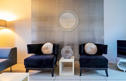 Cheltenham House | Pass the Keys | Modern townhouse with secure parking and garden
