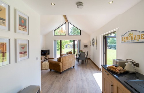 Upper Battlefield House | Pass the Keys | Sheeling Cottage