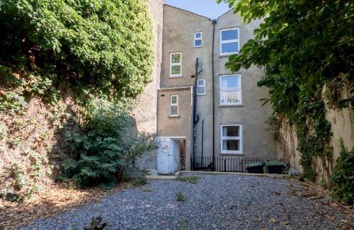 Southend-on-Sea Apartment | Pass the Keys Studio flat in Heart of Southend